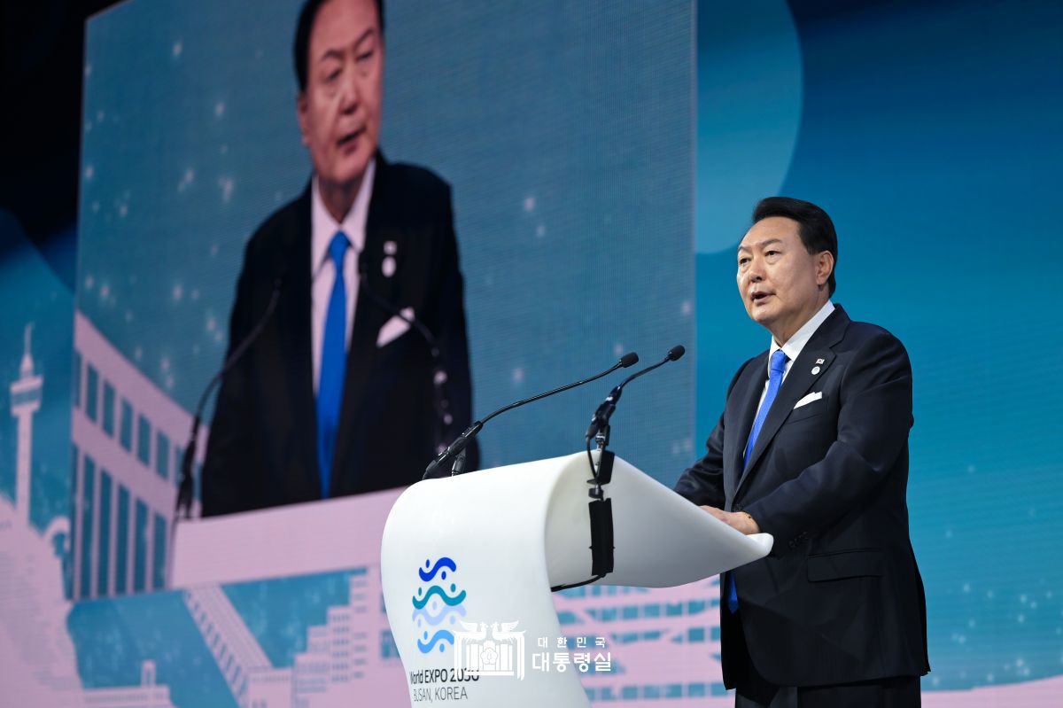 "부산에서 세계 시민, 미래세대들의 새로운 만남과 도전이 이뤄지길" 썸네일