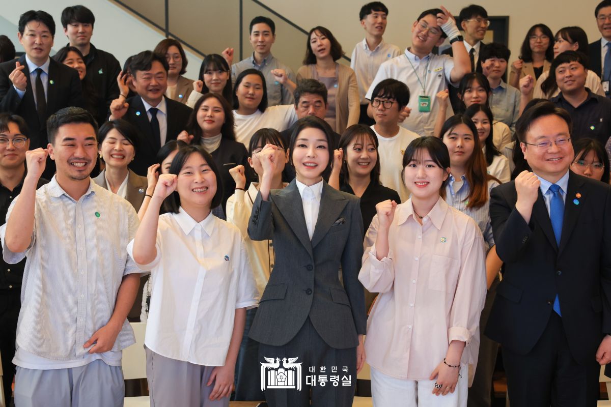 김건희 여사, '괜찮아, 걱정마' 마음건강을 위한 대화