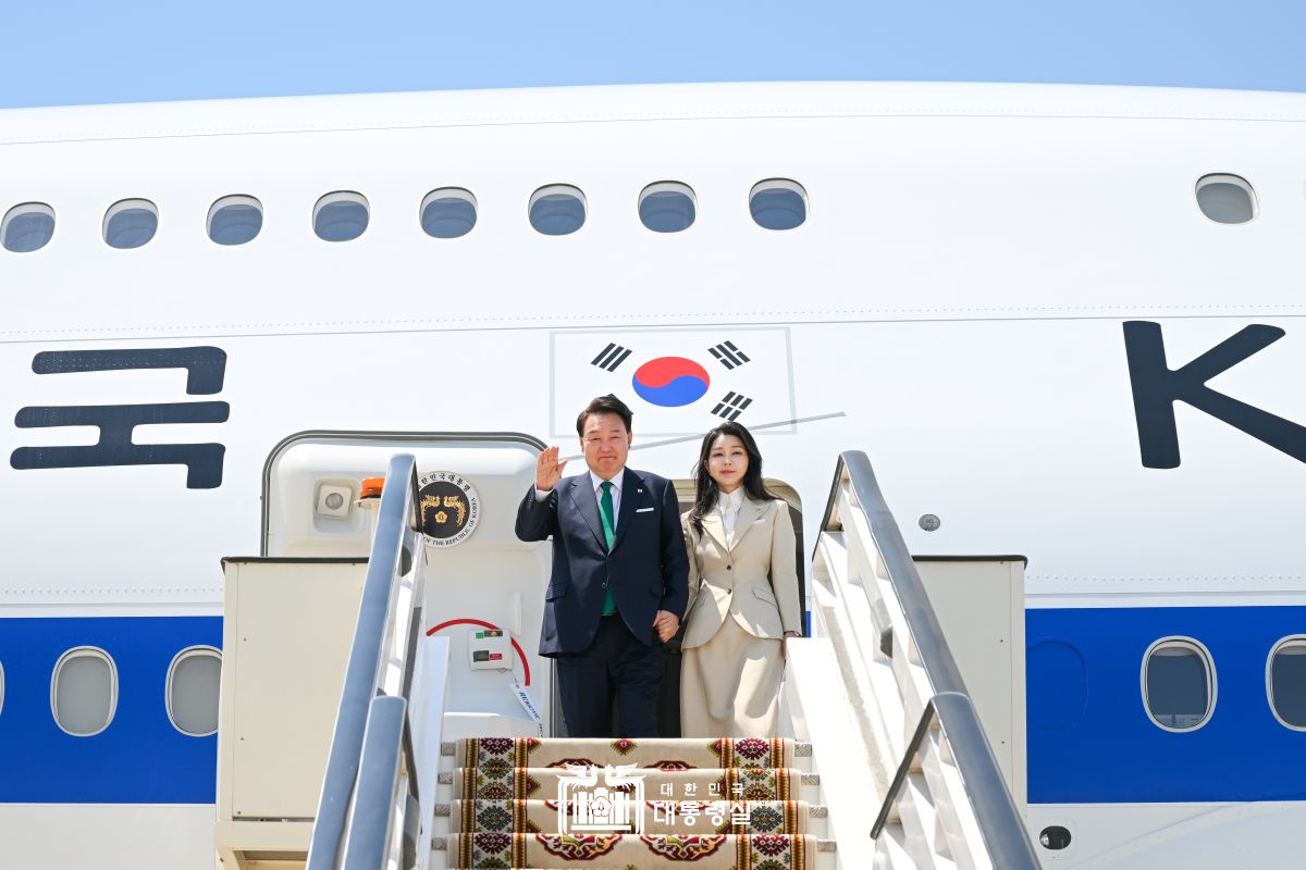 아시가바트 공항 도착 행사