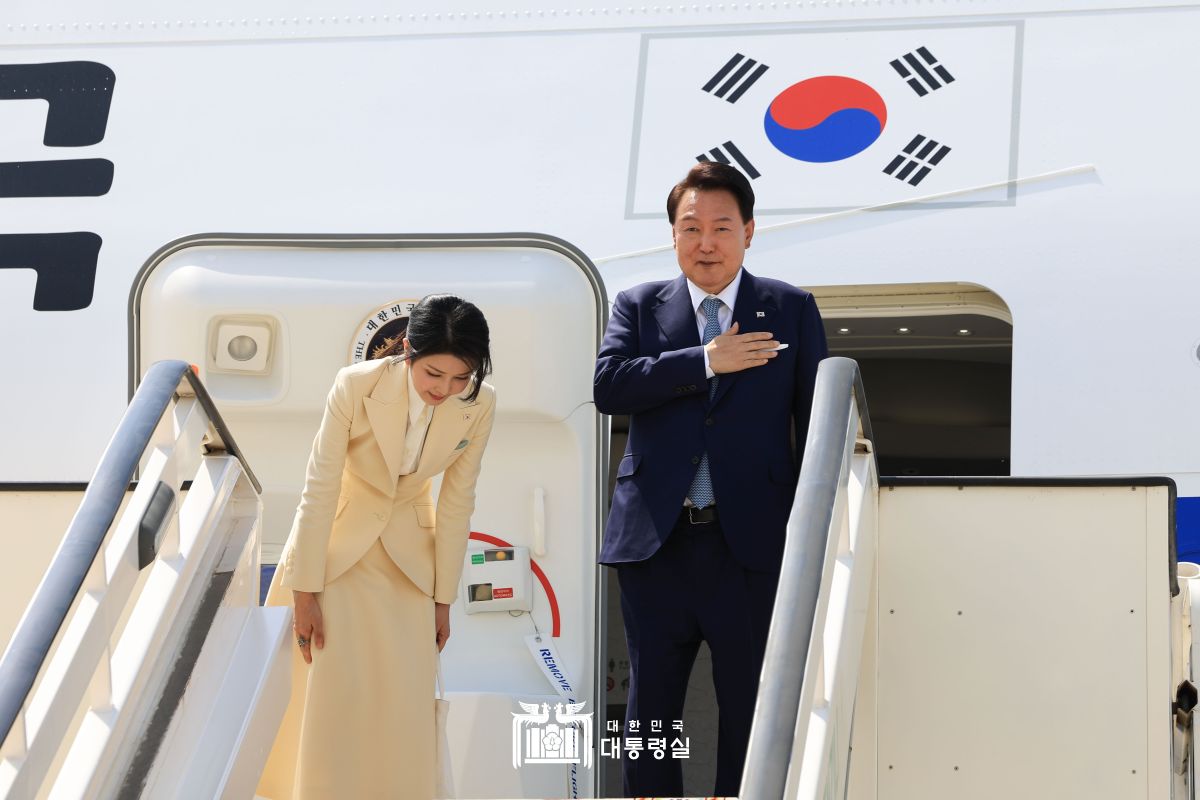 아시가바트 공항 출발 행사