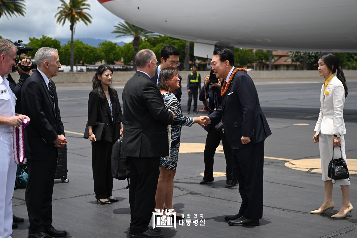 호놀룰루 공항 도착 행사