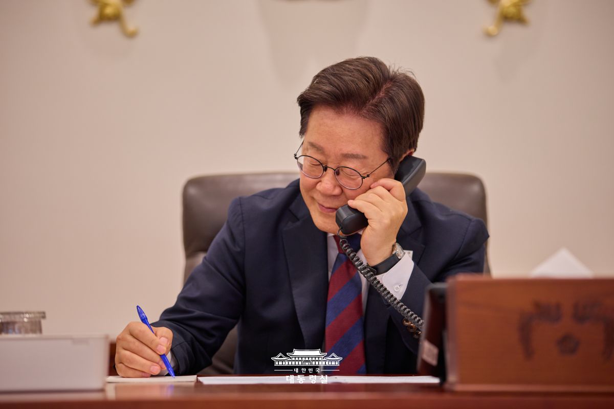 오늘 마크 루터 NATO 사무총장과 전화 통화를 하게 되어 기쁘게 생각합니다 썸네일