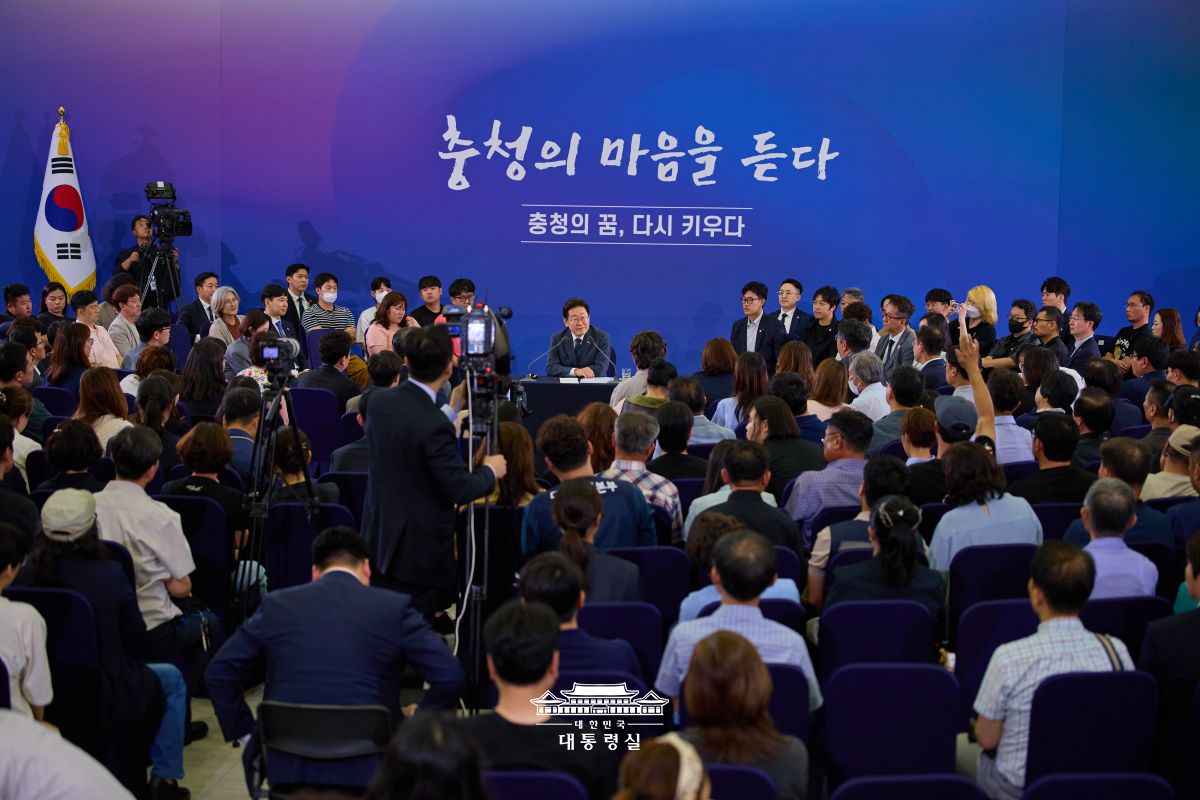 변화는 책상이 아니라 현장에서 시작됩니다 썸네일