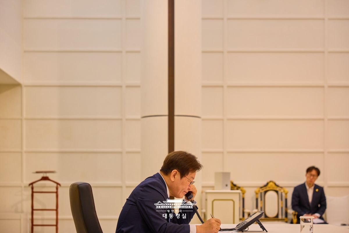 2025년 8월 29일 국민 여러분께 보고드립니다 사진