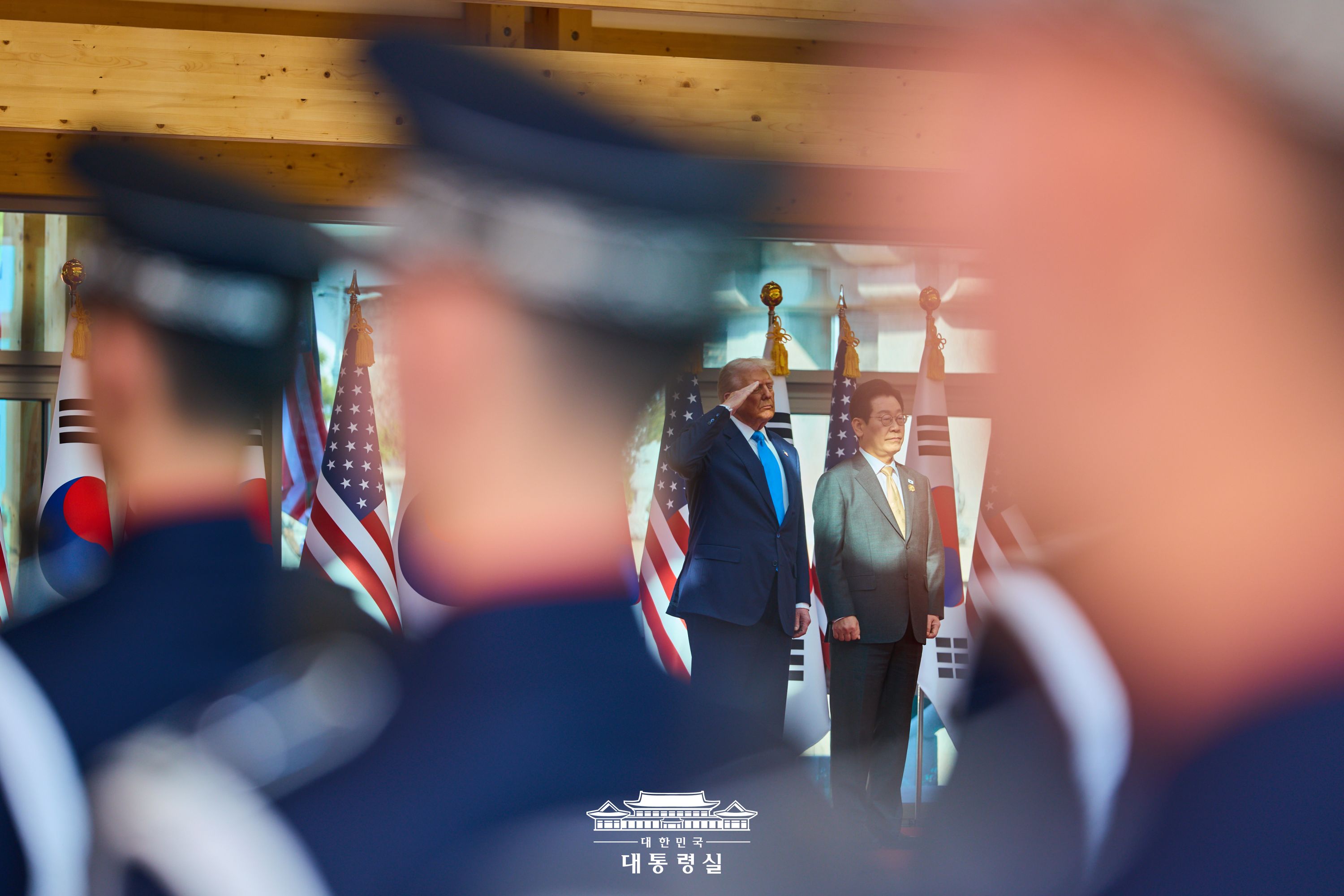 평화와 번영을 향해 슬라이드2