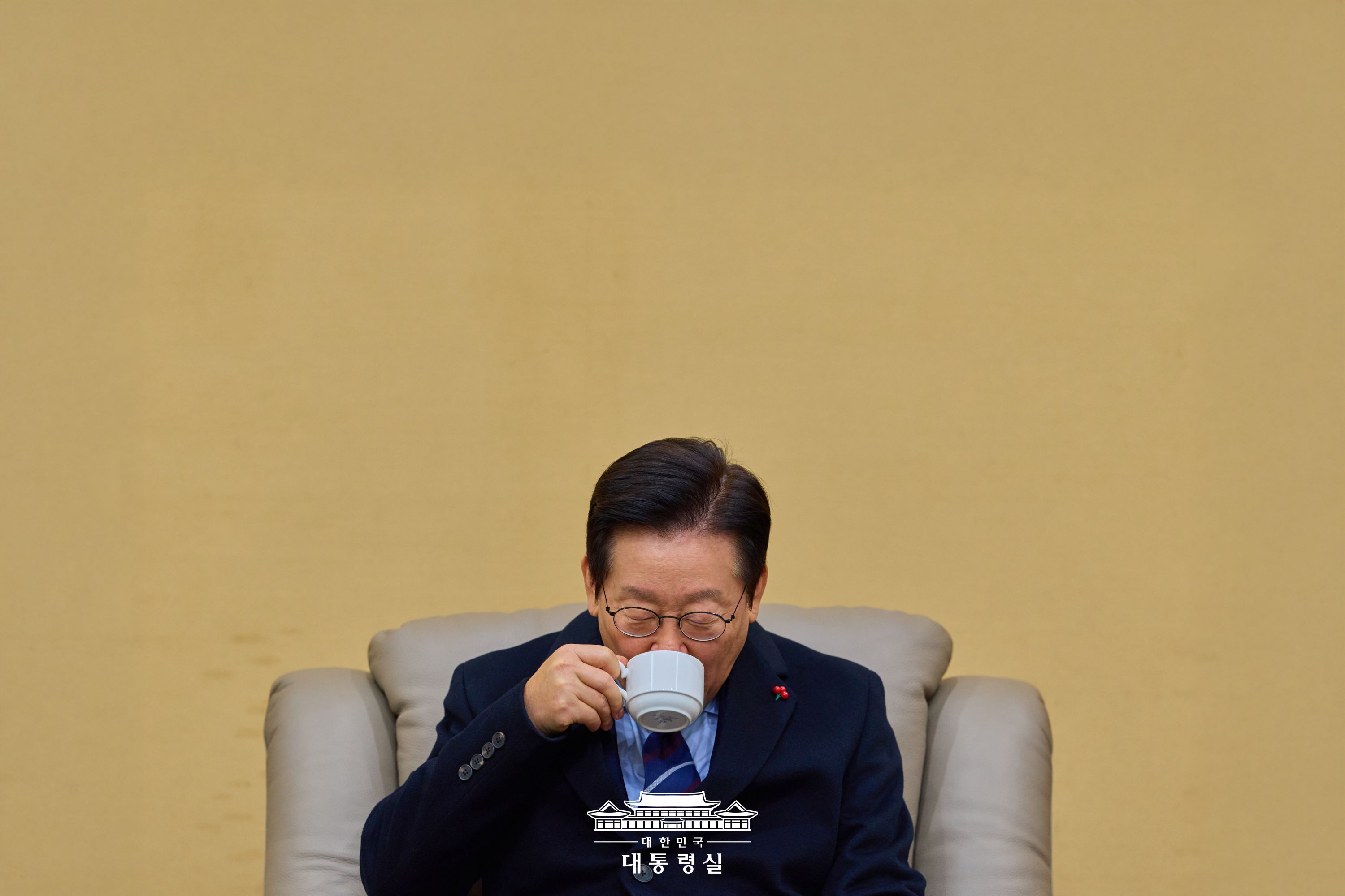 2025년 12월 2일 이재명의 오늘 슬라이드1