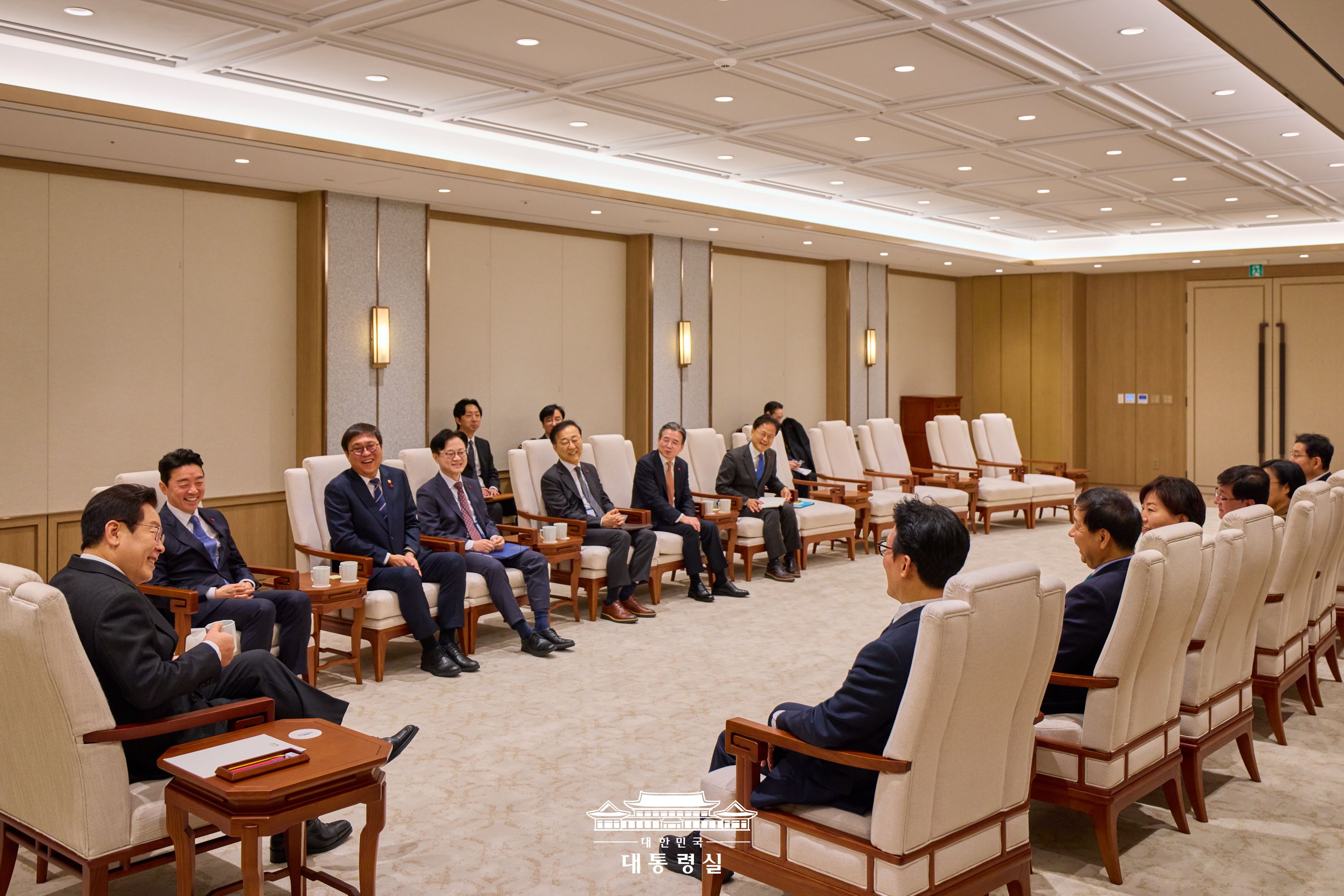 2025년 12월 9일 이재명의 오늘 슬라이드3