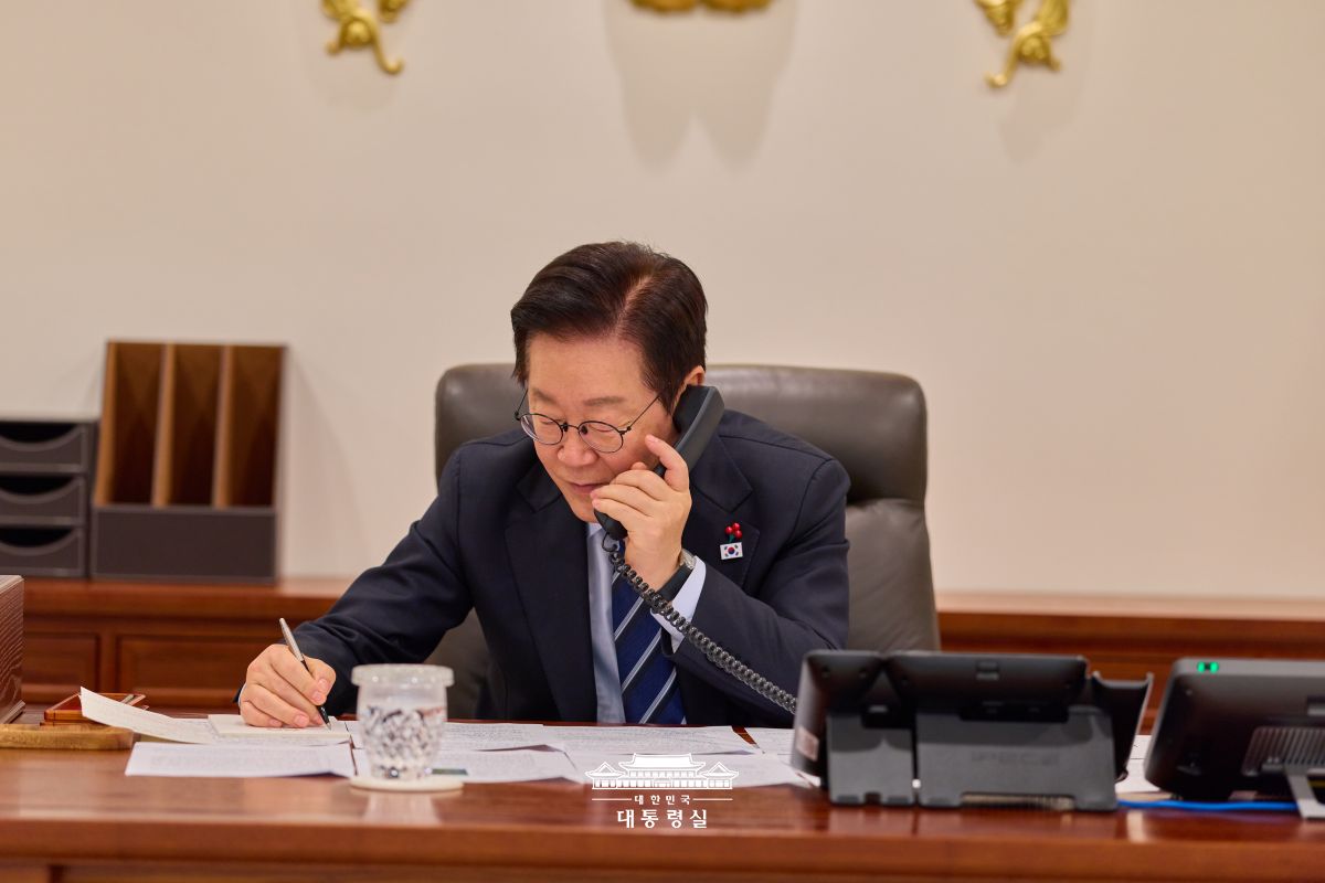 한국·루마니아 정상 통화 사진