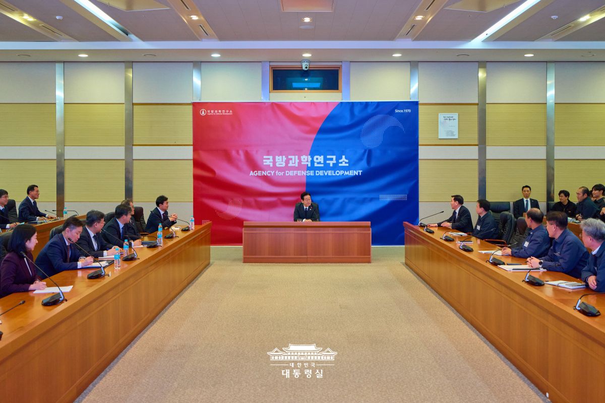 국방과학연구소 방문 사진