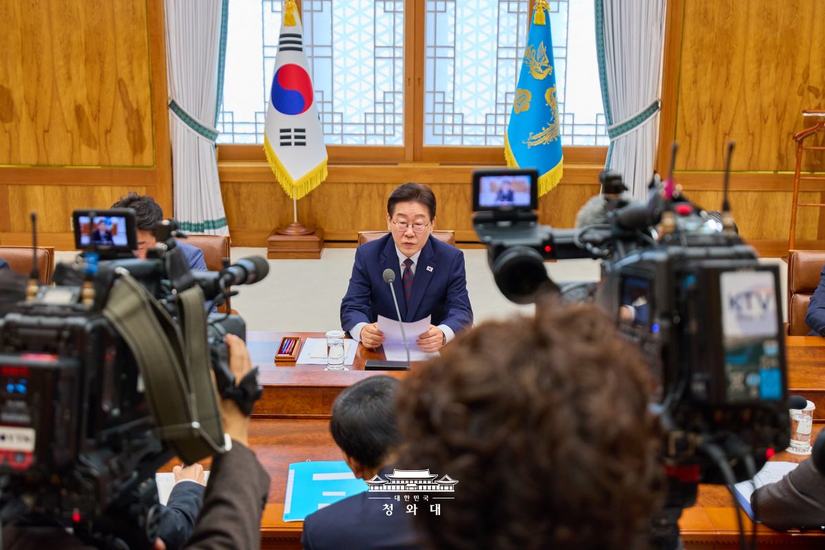 중동상황 관련 비상경제점검 회의 사진